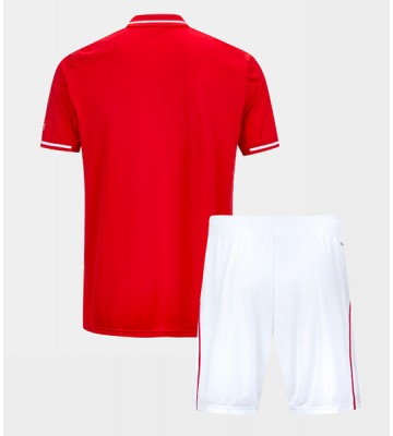 Nottingham Forest Hjemmebanetrøje Børn 2025-26 Kortærmet (+ Korte bukser)